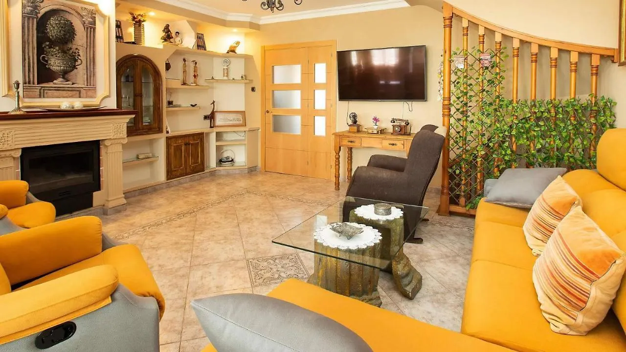 Villa Near Nerja Centre